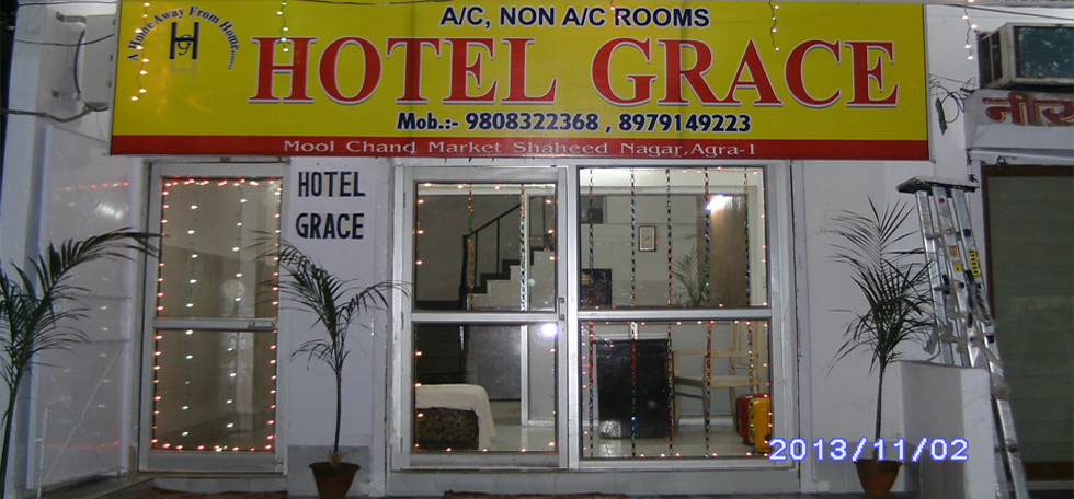 Hotels in Agra